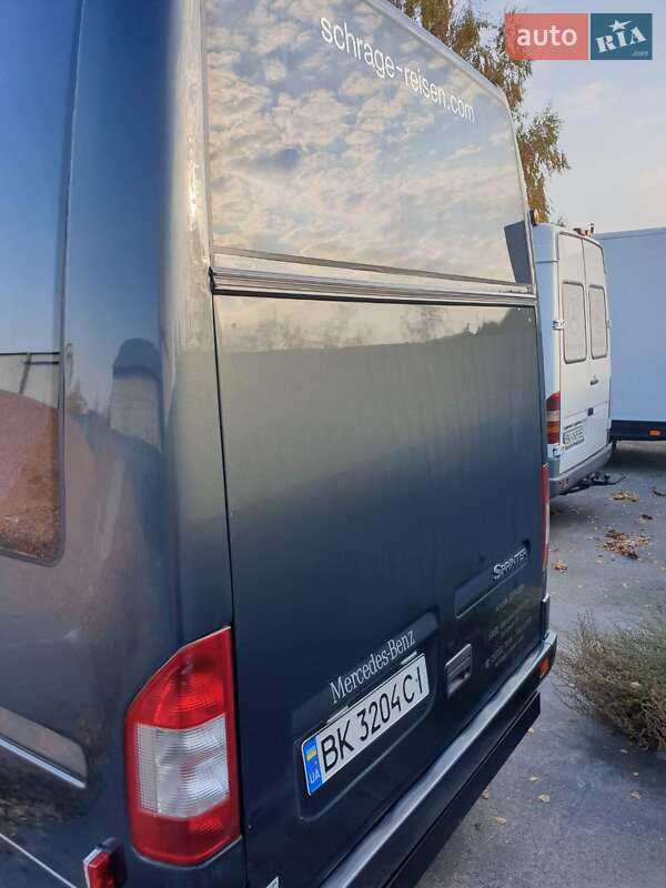 Туристический / Междугородний автобус Mercedes-Benz Sprinter 2006 в Сарнах
