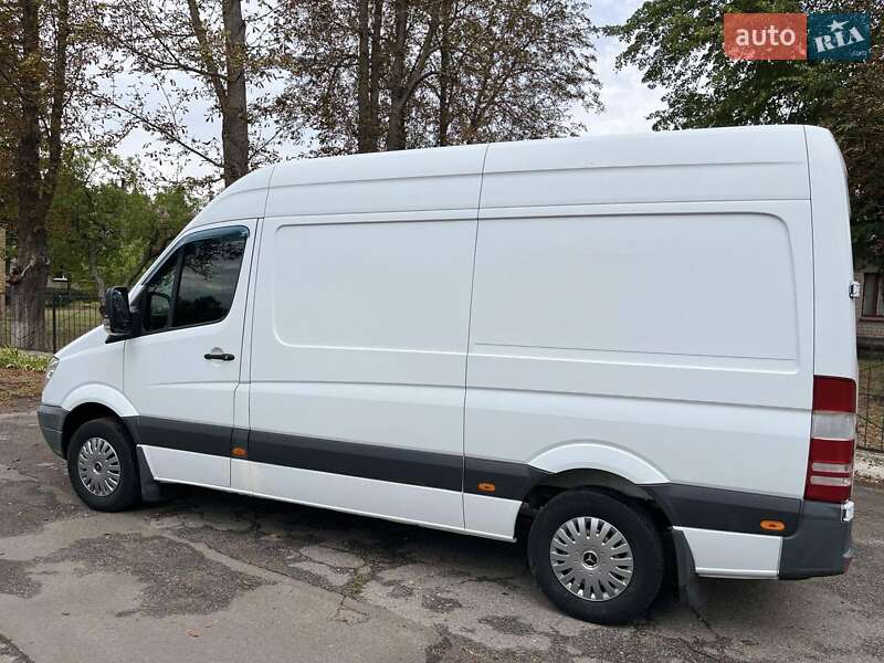 Грузовой фургон Mercedes-Benz Sprinter 2012 в Первомайске
