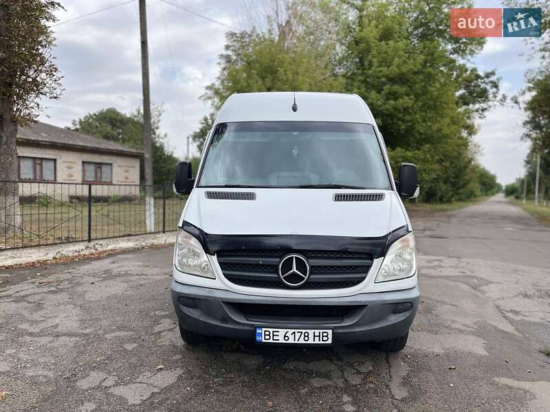 Грузовой фургон Mercedes-Benz Sprinter 2012 в Первомайске