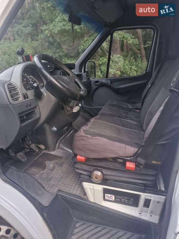 Микроавтобус Mercedes-Benz Sprinter 2005 в Бродах