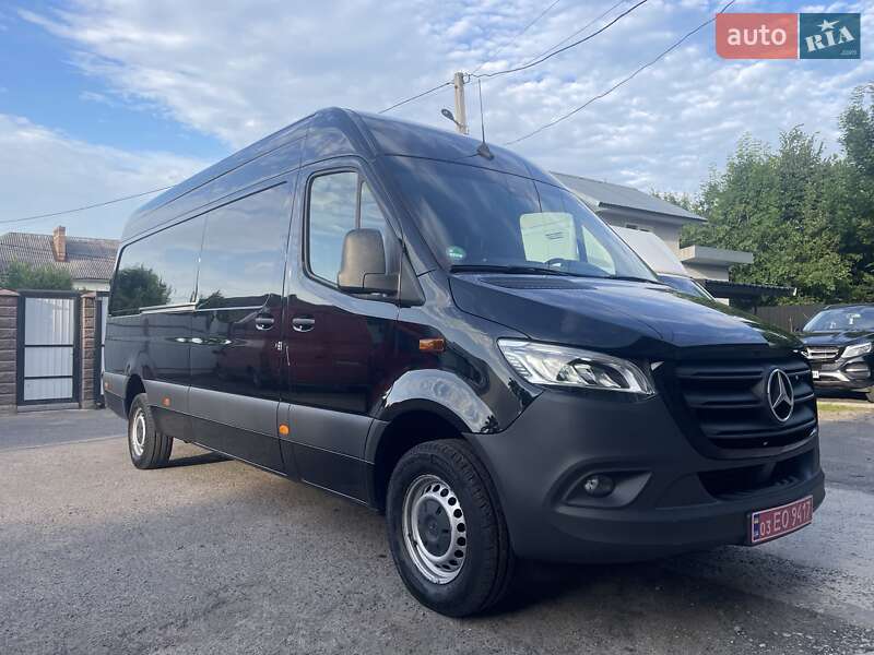 Грузовой фургон Mercedes-Benz Sprinter 2023 в Нововолынске