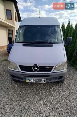 Вантажний фургон Mercedes-Benz Sprinter 2005 в Тячеві