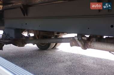 Грузовой фургон Mercedes-Benz Sprinter 2005 в 