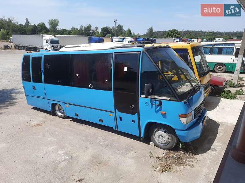 Пригородный автобус Mercedes-Benz Sprinter 1999 в Звягеле