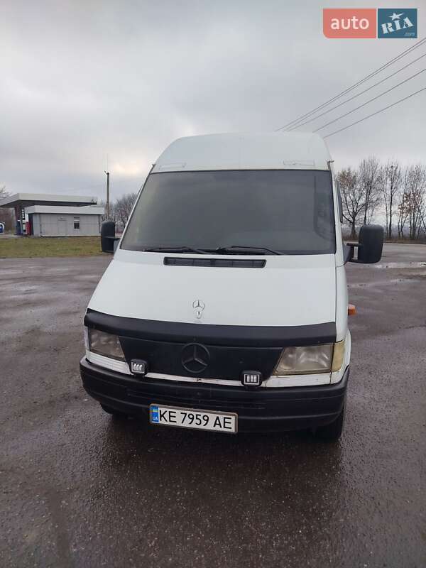 Міський автобус Mercedes-Benz Sprinter 1997 в Кам'янському