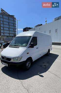 Вантажний фургон Mercedes-Benz Sprinter 2005 в Львові