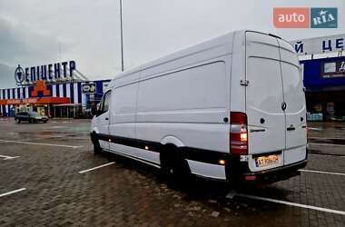 Вантажний фургон Mercedes-Benz Sprinter 2013 в 