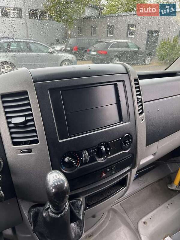 Приміський автобус Mercedes-Benz Sprinter 2013 в Білій Церкві