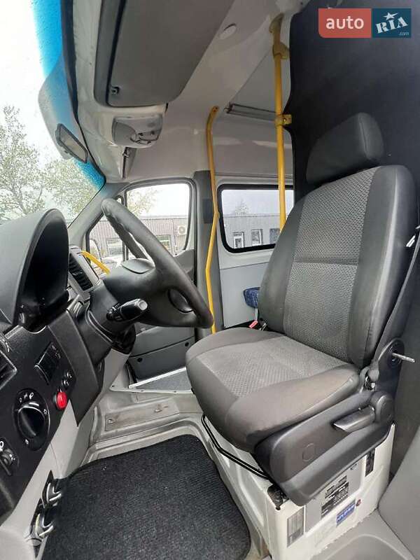 Приміський автобус Mercedes-Benz Sprinter 2013 в Білій Церкві