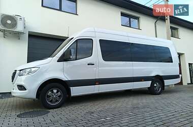 Грузопассажирский фургон Mercedes-Benz Sprinter 2020 в 