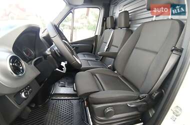 Грузопассажирский фургон Mercedes-Benz Sprinter 2020 в 