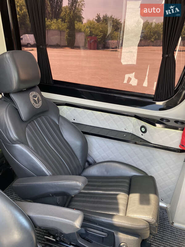Грузопассажирский фургон Mercedes-Benz Sprinter 2017 в Житомире