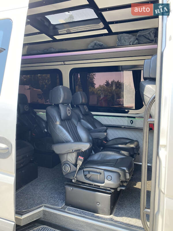 Грузопассажирский фургон Mercedes-Benz Sprinter 2017 в Житомире