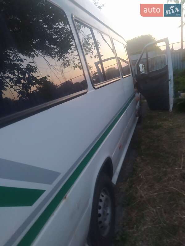Микроавтобус Mercedes-Benz Sprinter 1997 в Днепре