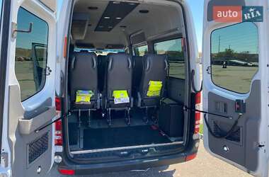 Микроавтобус Mercedes-Benz Sprinter 2015 в 
