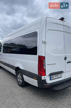 Інші автобуси Mercedes-Benz Sprinter 2021 в 