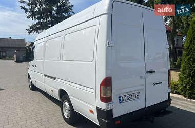 Грузовой фургон Mercedes-Benz Sprinter 2001 в 