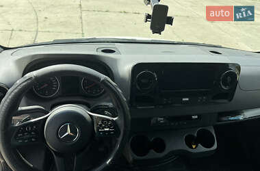 Грузовой фургон Mercedes-Benz Sprinter 2020 в 