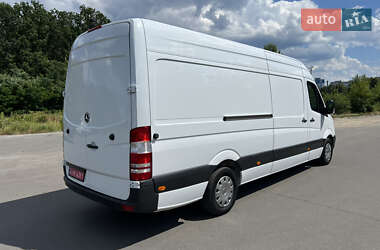 Грузовой фургон Mercedes-Benz Sprinter 2018 в 