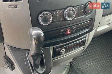 Грузопассажирский фургон Mercedes-Benz Sprinter 2010 в 