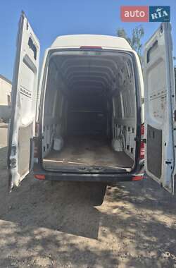 Грузовой фургон Mercedes-Benz Sprinter 2012 в 