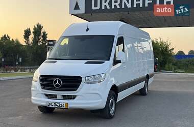 Грузовой фургон Mercedes-Benz Sprinter 2020 в 