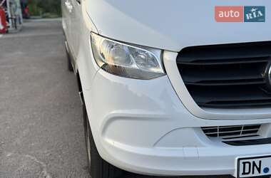 Грузовой фургон Mercedes-Benz Sprinter 2020 в 