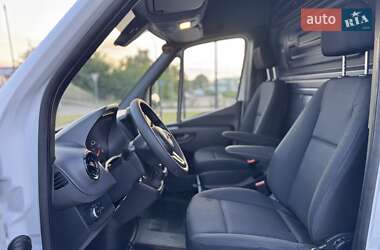Грузовой фургон Mercedes-Benz Sprinter 2020 в 