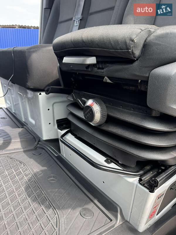 Грузовой фургон Mercedes-Benz Sprinter 2020 в Калуше