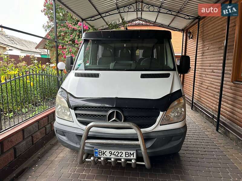 Mercedes-Benz Sprinter 2012