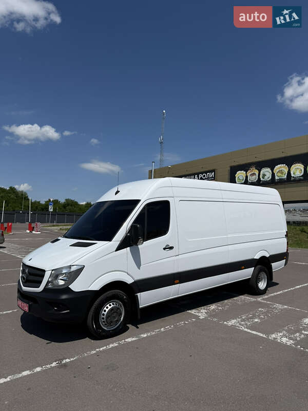 Грузовой фургон Mercedes-Benz Sprinter 2013 в Ровно