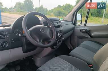 Грузовой фургон Mercedes-Benz Sprinter 2013 в 