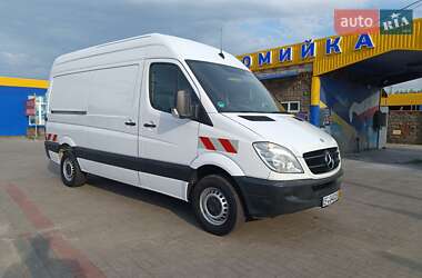 Грузовой фургон Mercedes-Benz Sprinter 2013 в 