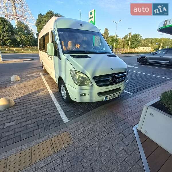 Пригородный автобус Mercedes-Benz Sprinter 2010 в Киеве
