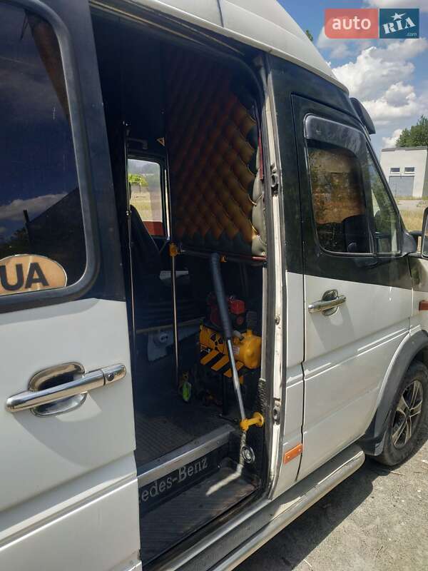 Микроавтобус Mercedes-Benz Sprinter 1996 в Днепре