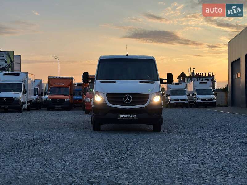 Борт Mercedes-Benz Sprinter 2017 в Рівному
