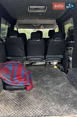 Микроавтобус Mercedes-Benz Sprinter 2000 в 