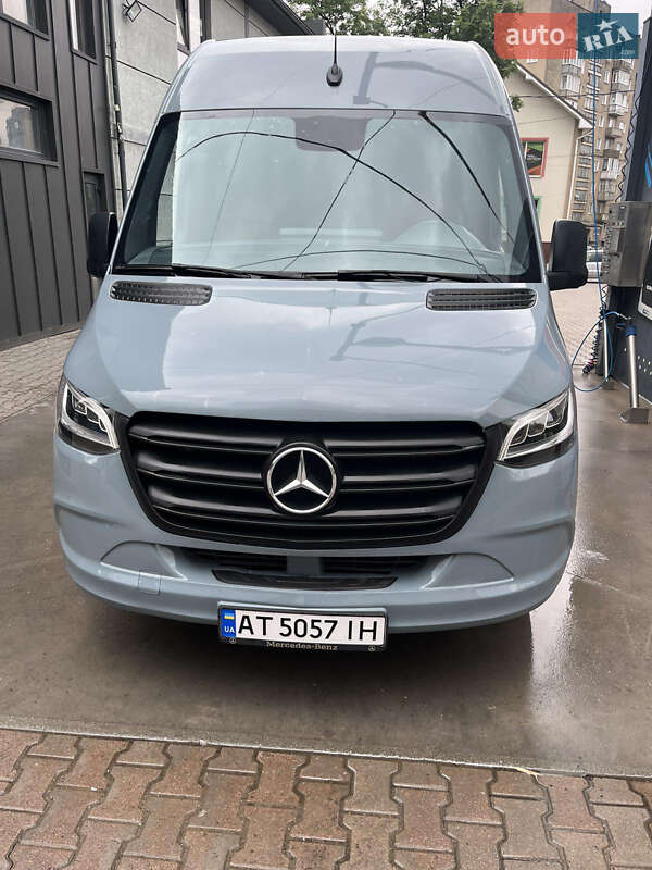 Микроавтобус Mercedes-Benz Sprinter 2021 в 