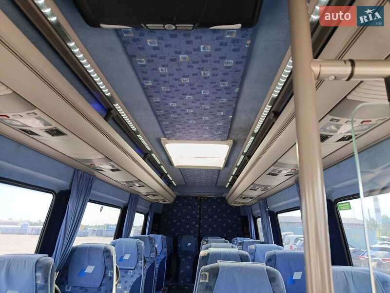 Туристический / Междугородний автобус Mercedes-Benz Sprinter 2010 в Хотине