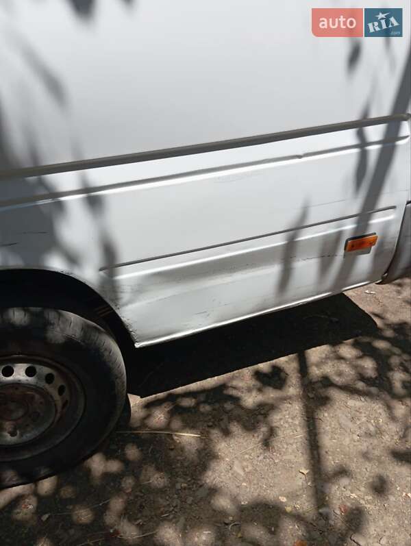 Микроавтобус Mercedes-Benz Sprinter 2000 в Хусте