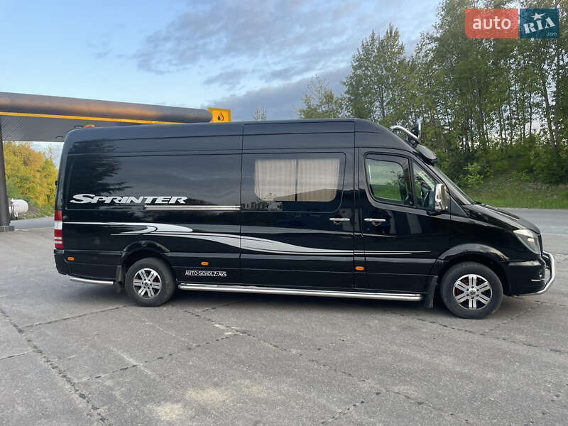 Вантажопасажирський фургон Mercedes-Benz Sprinter 2017 в Коломиї