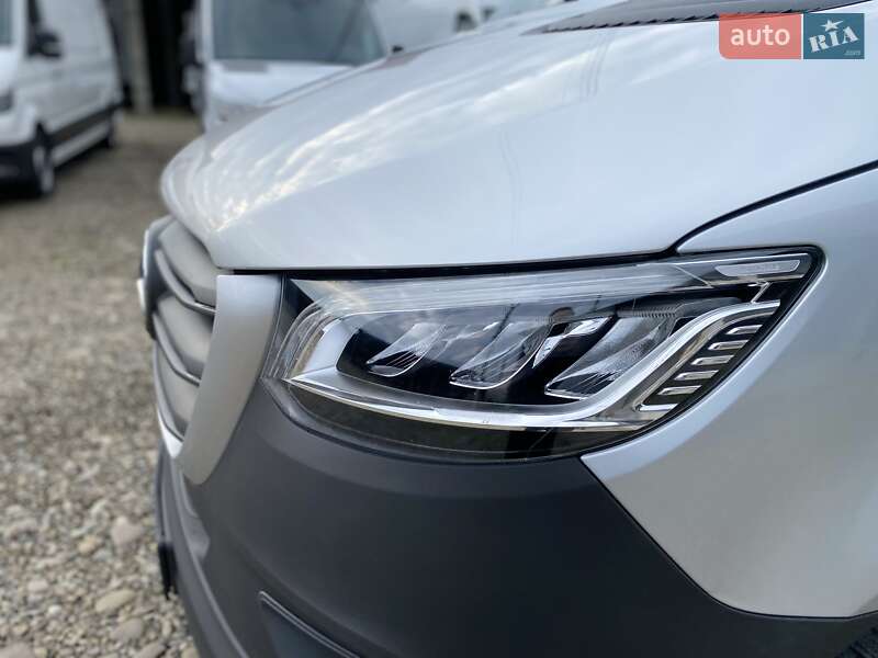 Грузовой фургон Mercedes-Benz Sprinter 2023 в Хусте
