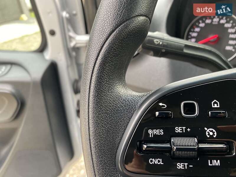 Грузовой фургон Mercedes-Benz Sprinter 2023 в Хусте