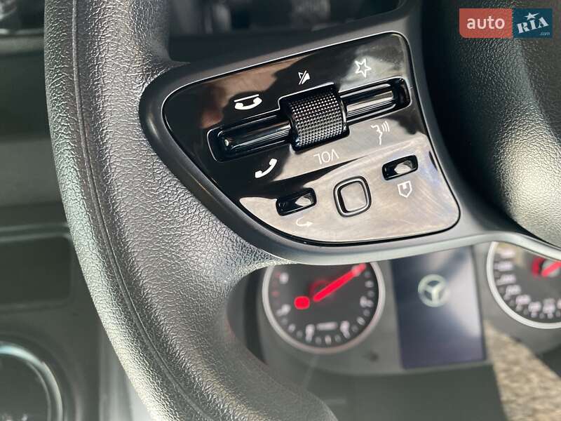 Грузовой фургон Mercedes-Benz Sprinter 2023 в Хусте