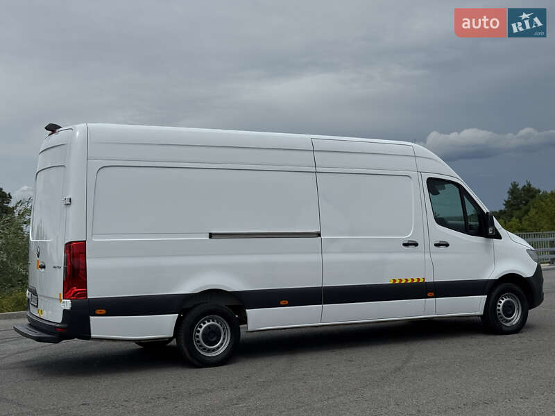 Грузовой фургон Mercedes-Benz Sprinter 2022 в Ровно
