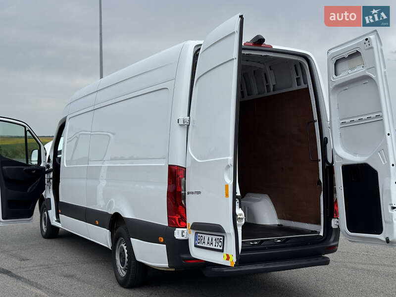 Грузовой фургон Mercedes-Benz Sprinter 2022 в Ровно