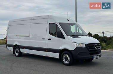 Грузовой фургон Mercedes-Benz Sprinter 2020 в 
