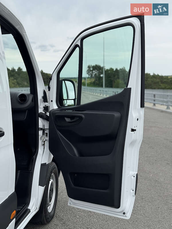 Грузовой фургон Mercedes-Benz Sprinter 2020 в Ровно