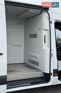 Грузовой фургон Mercedes-Benz Sprinter 2020 в 