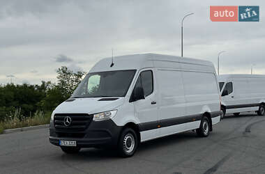 Грузовой фургон Mercedes-Benz Sprinter 2020 в 